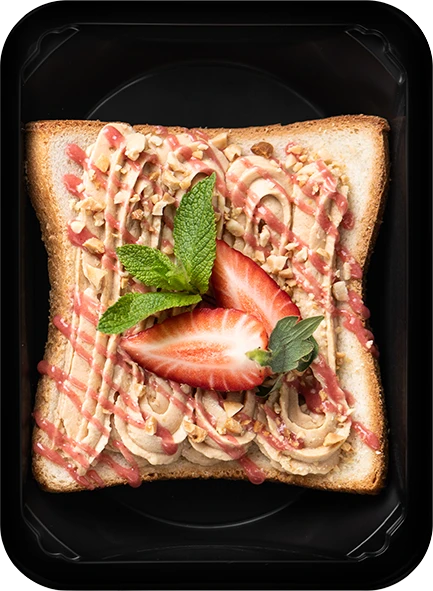 Тост с арахисовым кремом и бананами