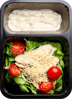 Салат Цезарь с куриной грудкой